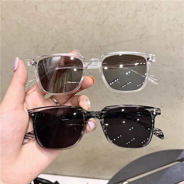 Classic high-end small frame sunglasses for men, UV protection